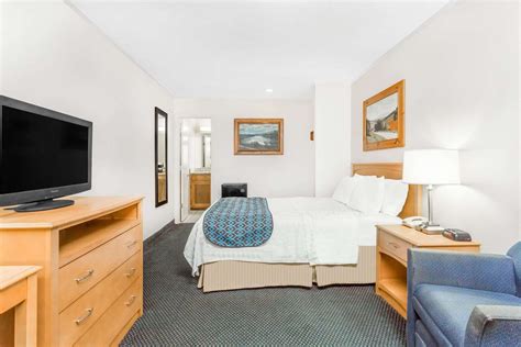 days inn jefferson nc.